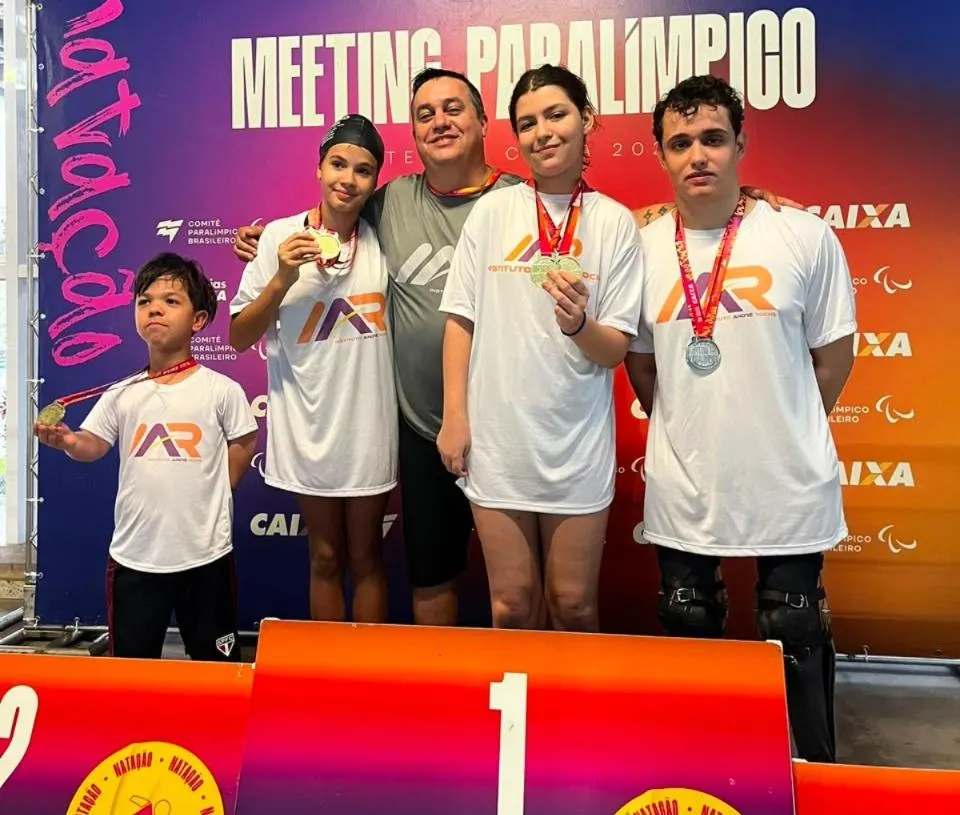 Natação do Taubaté Paralímpico conquista 16 medalhas em estreia no Meeting de São Paulo