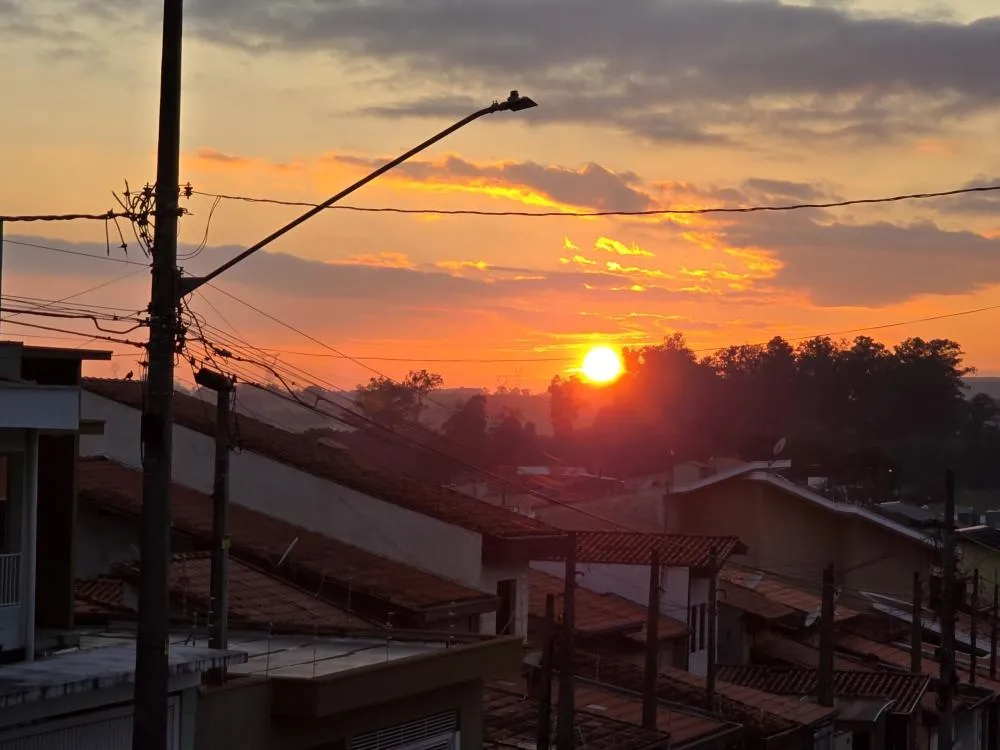Calor volta a ganhar força no Vale do Paraíba e temperaturas podem chegar a 34°C