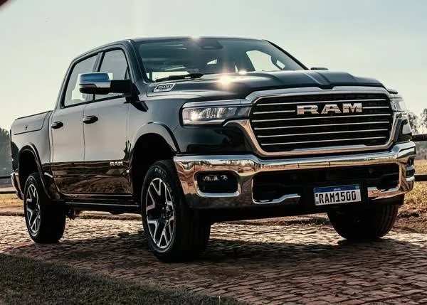 Ram 1500 entra em recall no Brasil por possível falha nos cintos de segurança