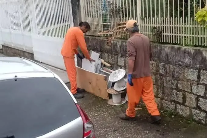 Dias seguidos sem sol lotam lavanderias e provocam filas de até cinco horas em São José