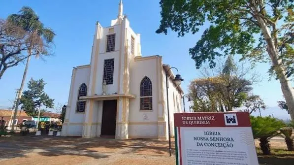 “Notas ao Pôr do Sol” reúne música e artesanato em Quiririm neste sábado