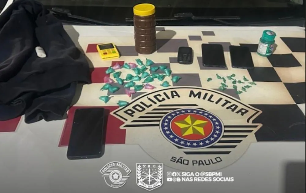 Homem é preso com 99 porções de drogas em Pindamonhangaba