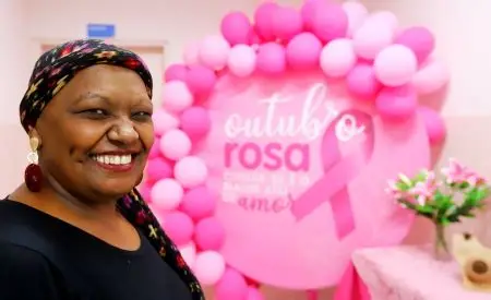 Jacareí inicia Outubro Rosa com ações de prevenção ao câncer de mama e do colo do útero