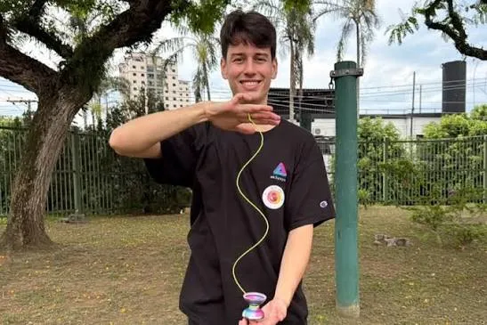 Octacampeão brasileiro de ioiô leva o nome de São José dos Campos para competições internacionais