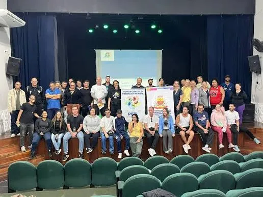 Caraguatatuba capacita cerca de 100 servidores para prevenção e enfrentamento ao trabalho infantil