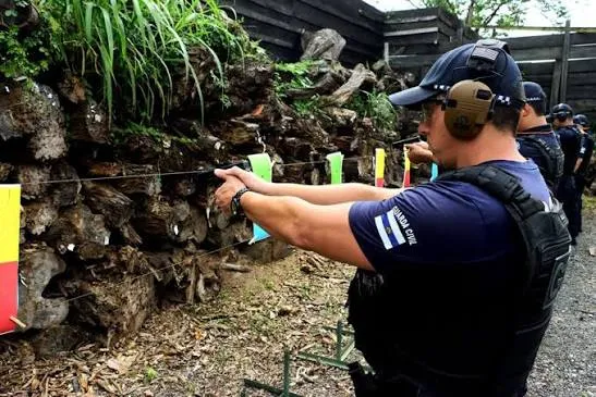 Guarda Civil Municipal de Caraguatatuba inicia treinamento prático com a Polícia Federal