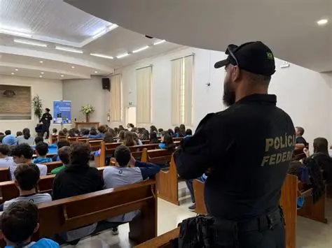 Polícia Federal leva projeto Guardiões da Infância a estudantes da Fundhas e do Cephas em São José dos Campos