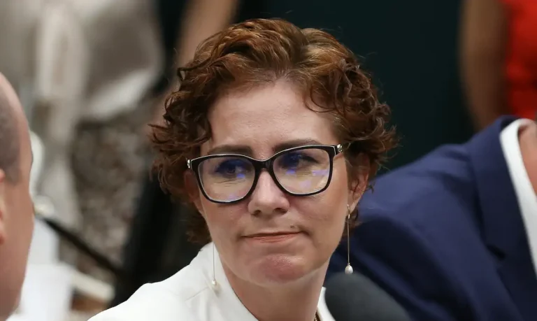 Justiça italiana marca para 27 de outubro novo julgamento sobre extradição de Carla Zambelli