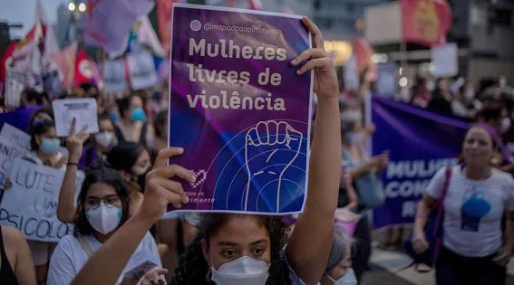 Discussão por redes sociais teria motivado feminicídio em São José dos Campos; suspeito já cumpriu pena por homicídio