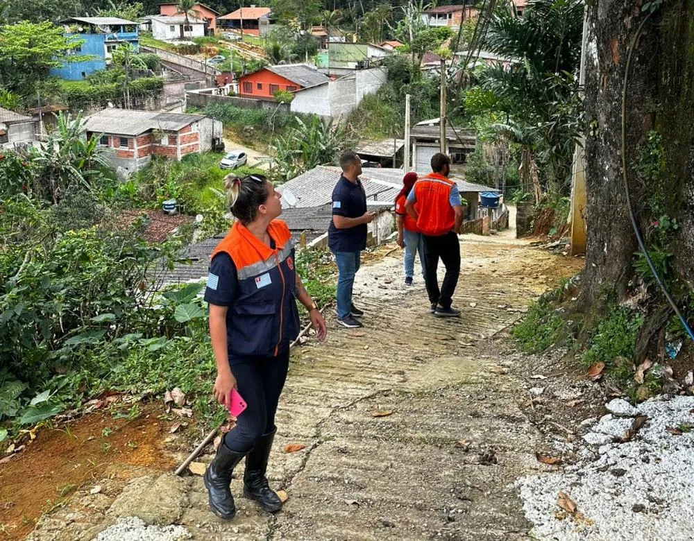 Ubatuba intensifica prevenção contra desastres e prepara ações para o verão de 2026/2027