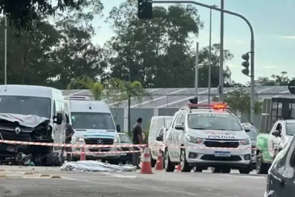 Motociclista morre após colisão com trator da Urbam no Anel Viário de São José dos Campos