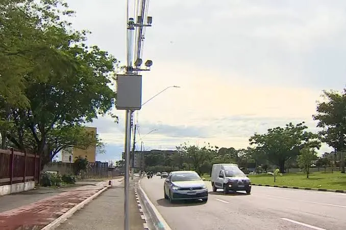 Pindamonhangaba terá novos radares em oito vias e multas devem começar em janeiro de 2027