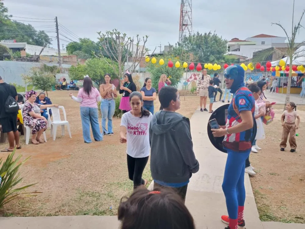 CAPS Infantil de Pindamonhangaba promove atividade no cinema para estimular socialização e autonomia das crianças
