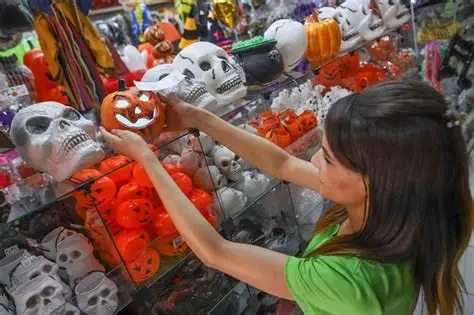 Halloween deve aquecer vendas de fantasias, doces e artigos de decoração no Vale do Paraíba