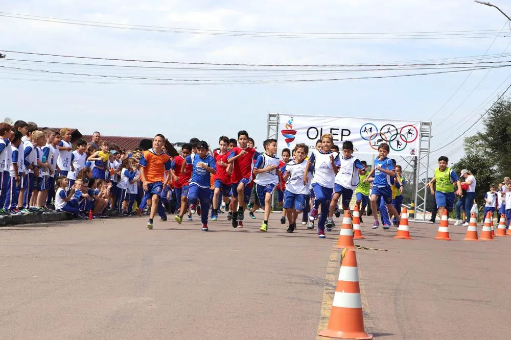 Piquete realiza primeiras Olimpíadas Escolares com cerca de 200 estudantes de quatro escolas