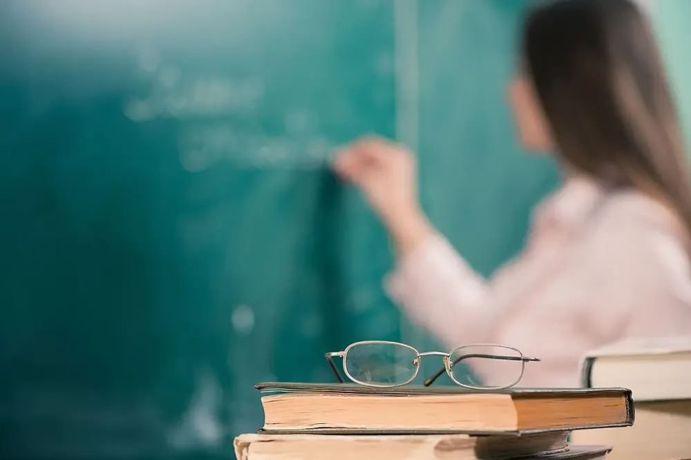 Justiça derruba lei que obrigava instalação de câmeras dentro de salas de aula em Tremembé