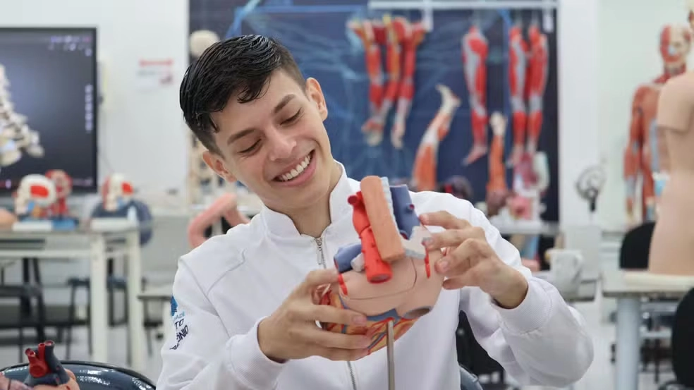 Caçapava ganha primeira faculdade de Medicina e marca momento histórico para a cidade