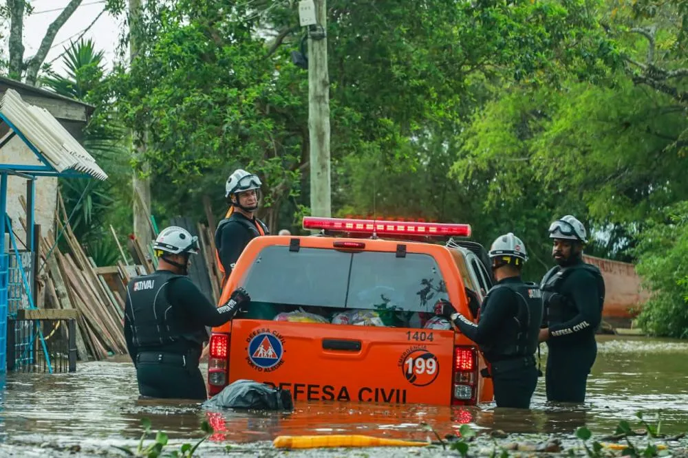 Chuva provoca alagamentos e interdições em Lorena; 17 famílias são afetadas