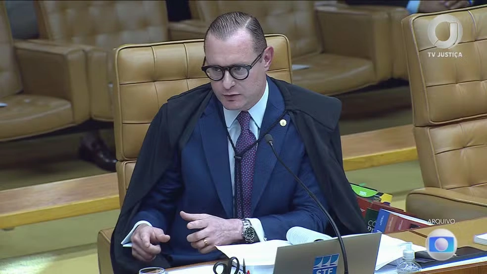 Ministro Cristiano Zanin nega pedido para obrigar Câmara a instalar CPI do Banco Master
