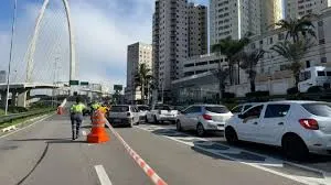 Ponte estaiada do Arco da Inovação é totalmente liberada após 10 dias de obras em São José dos Campos