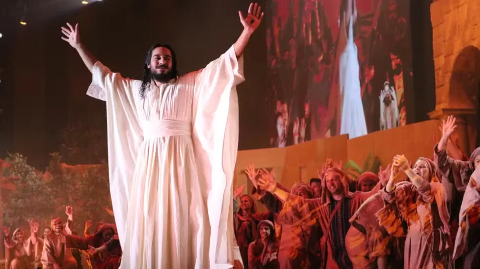 São José dos Campos: Auto de Páscoa reúne mais de 700 pessoas em cena e emociona público com espetáculo grandioso