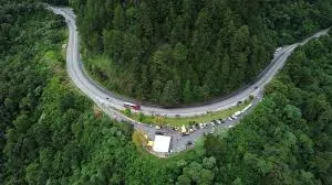 Campos do Jordão: governador autoriza modernização da SP-123 com asfalto ecológico e tecnologia para carros elétricos