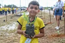 Jambeiro avança em projeto ambiental e já planta mais de 200 mudas em ação sustentável