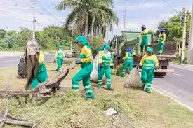 Pós-Páscoa: cidade intensifica limpeza e faz balanço após eventos na Praça Alambary