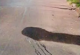 Prefeitura de Guaratinguetá realiza reparo em via após buraco causar prejuízo a motorista no Jardim do Vale