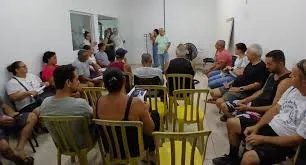 Pescadores de Ubatuba recebem orientação sobre emissão de nota fiscal eletrônica