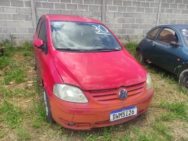 Detran abre leilões com carros, motos e sucatas no Vale do Paraíba com lances a partir de R$ 1 mil