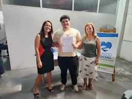 Alunos de cursos de qualificação profissional recebem certificados em Tremembé