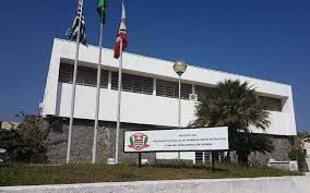 Homem é preso após perseguição com 5,4 kg de maconha em rodovias de Jacareí