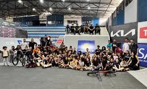 Caravana Esportiva atende 300 alunos em Taubaté e amplia incentivo ao esporte nas escolas