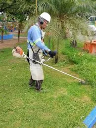 Prefeitura de Igaratá realiza roçagem no bairro Rosa Helena e reforça ações de zeladoria urbana