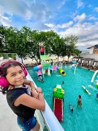  Piscina Municipal liberada no feriadão! 💦 Prepare o protetor solar e a roupa de banho! Entre os dias 18 e 21 de abril, a Piscina Municipal de Jambeiro estará aberta para garantir o lazer de toda a família. 📅 Quando: De sexta (18/04) a terça-feira (21/04). 📍 Onde: Clube Municipal. Aproveite o fer