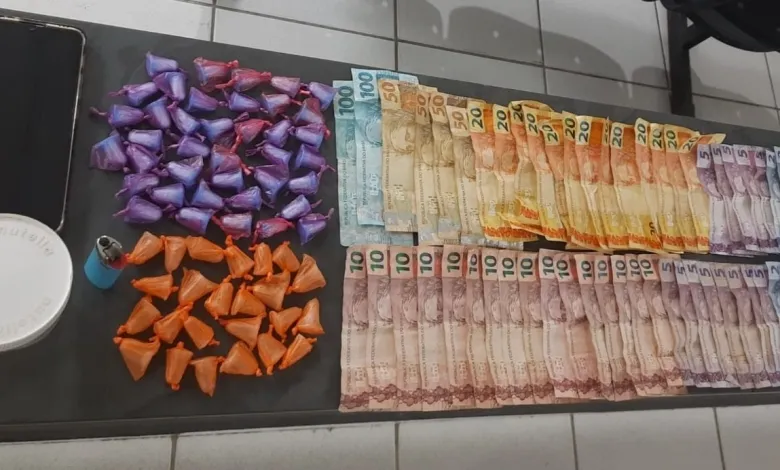 Polícia Militar prende suspeito por tráfico de drogas no Feital, em Pindamonhangaba