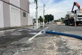 Rompimento de adutora afeta cerca de 90 mil moradores em Jacareí