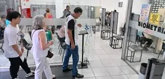 Cartórios eleitorais funcionam no feriado e fim de semana para regularização do título em SP