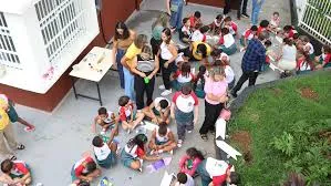 Biblioteca do Araratema promove atividades lúdicas e amplia acesso à cultura para alunos em Pindamonhangaba