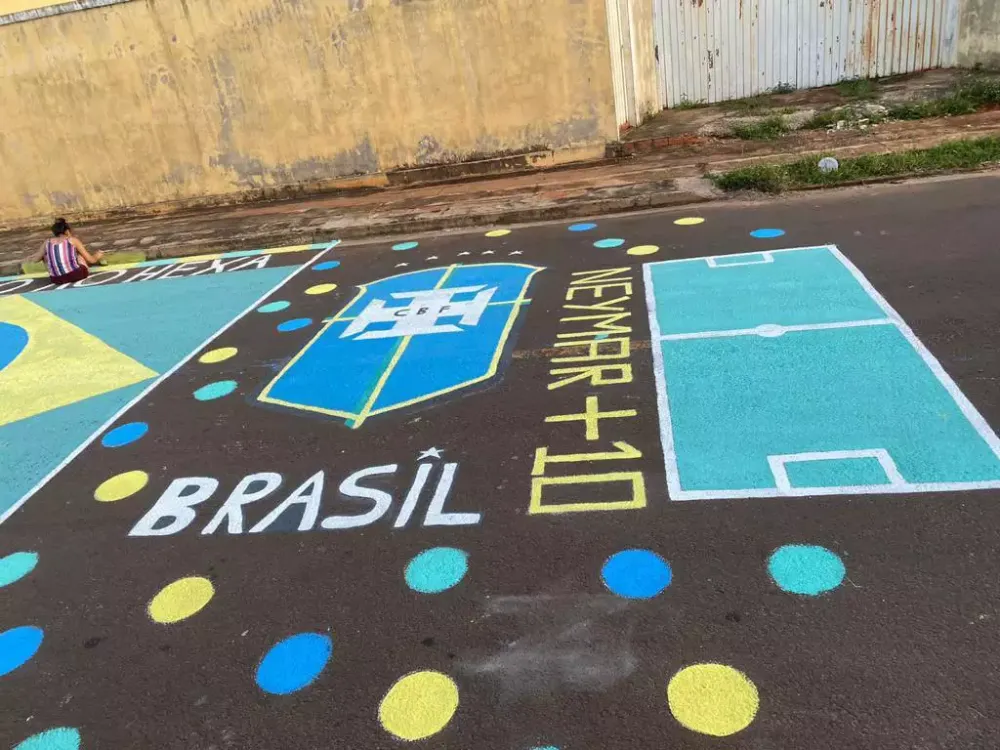 Prefeitura orienta moradores sobre regras para pintura de ruas durante a Copa do Mundo 2026 em Pindamonhangaba