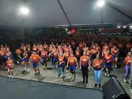 Treinão Fitness reúne cerca de 300 participantes na Praça 7 de Setembro em Pindamonhangaba