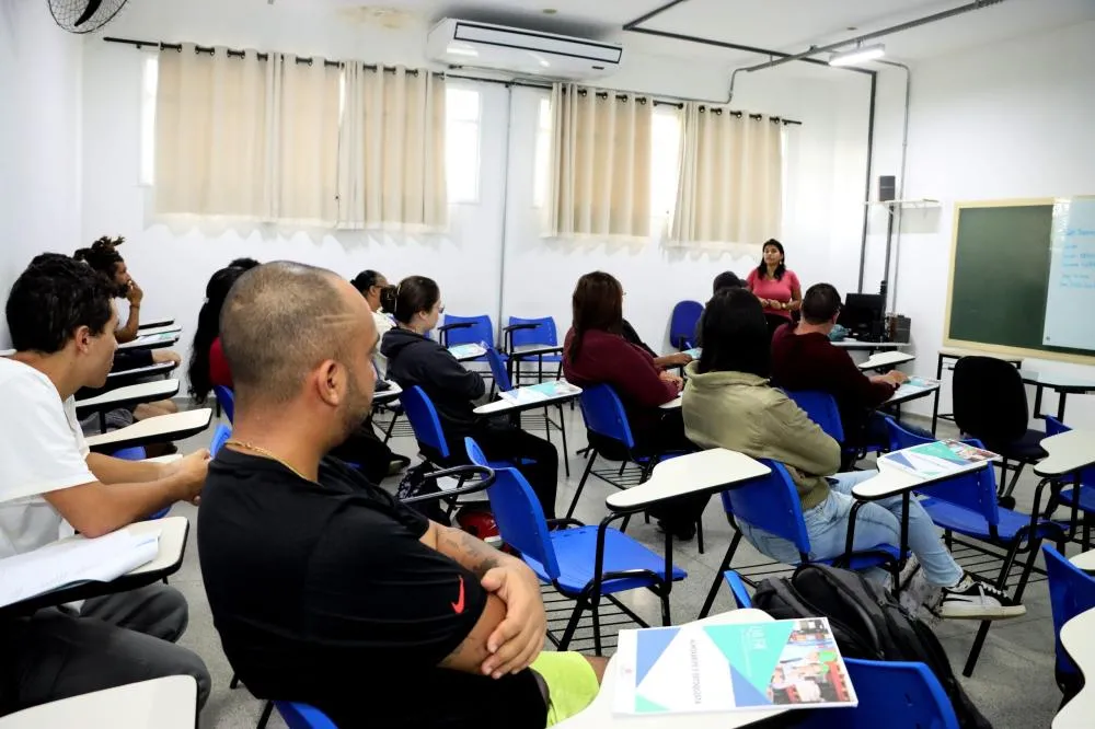 Secretaria de Governo e ETEC iniciam curso gratuito de Almoxarife e Estoquista em Caraguatatuba