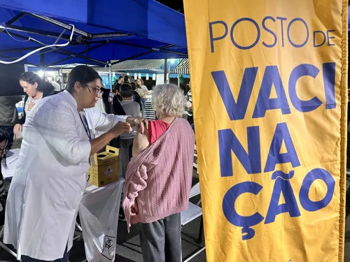 Casas do Idoso recebem vacinação contra gripe nesta quinta e sexta em São José dos Campos