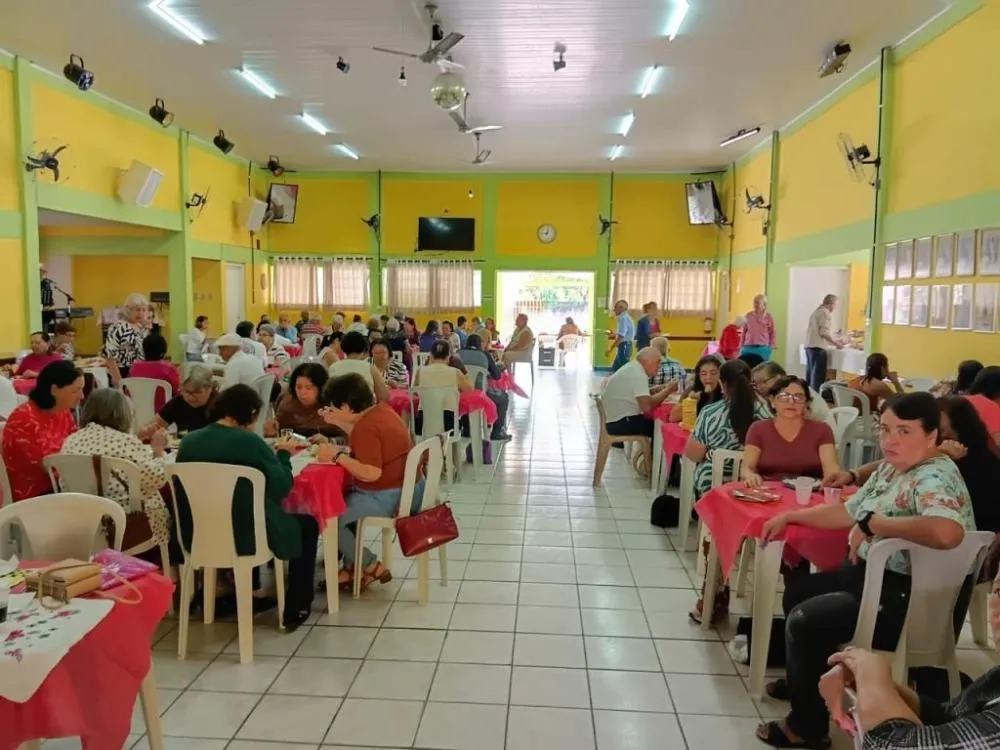 ACCI Vila Rica promove almoço especial em homenagem ao Dia das Mães