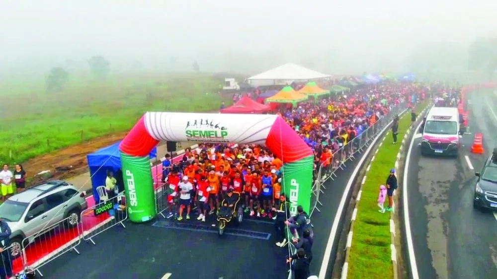 Corrida de Rua na Via Estrutural reúne cerca de 1.500 participantes em Pindamonhangaba