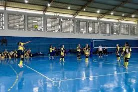 Vôlei feminino movimenta fase de grupos dos Jogos Escolares em São José