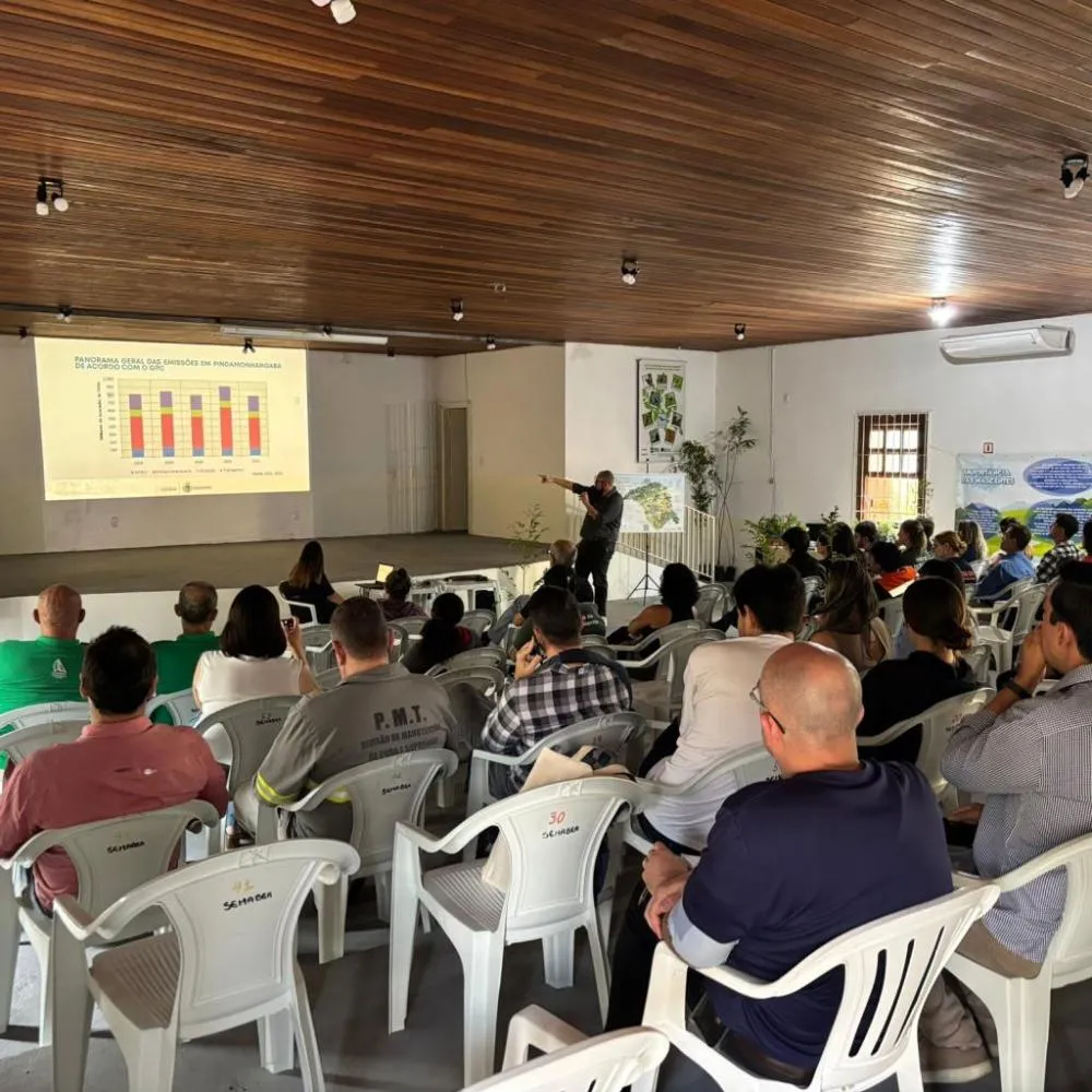 Pindamonhangaba apresenta Plano Local de Ação Climática em encontro regional ambiental