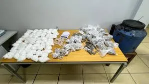 Guarda Civil Municipal apreende mais de 2 mil porções de drogas após denúncia em Taubaté
