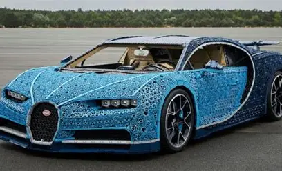 Carro esportivo de Lego em tamanho real bate recorde de velocidade e alcança 111 km/h